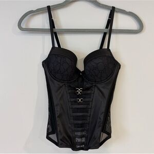 LA SENZA Black Lace Corset